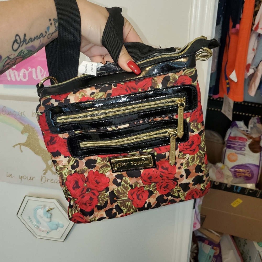 Cross body